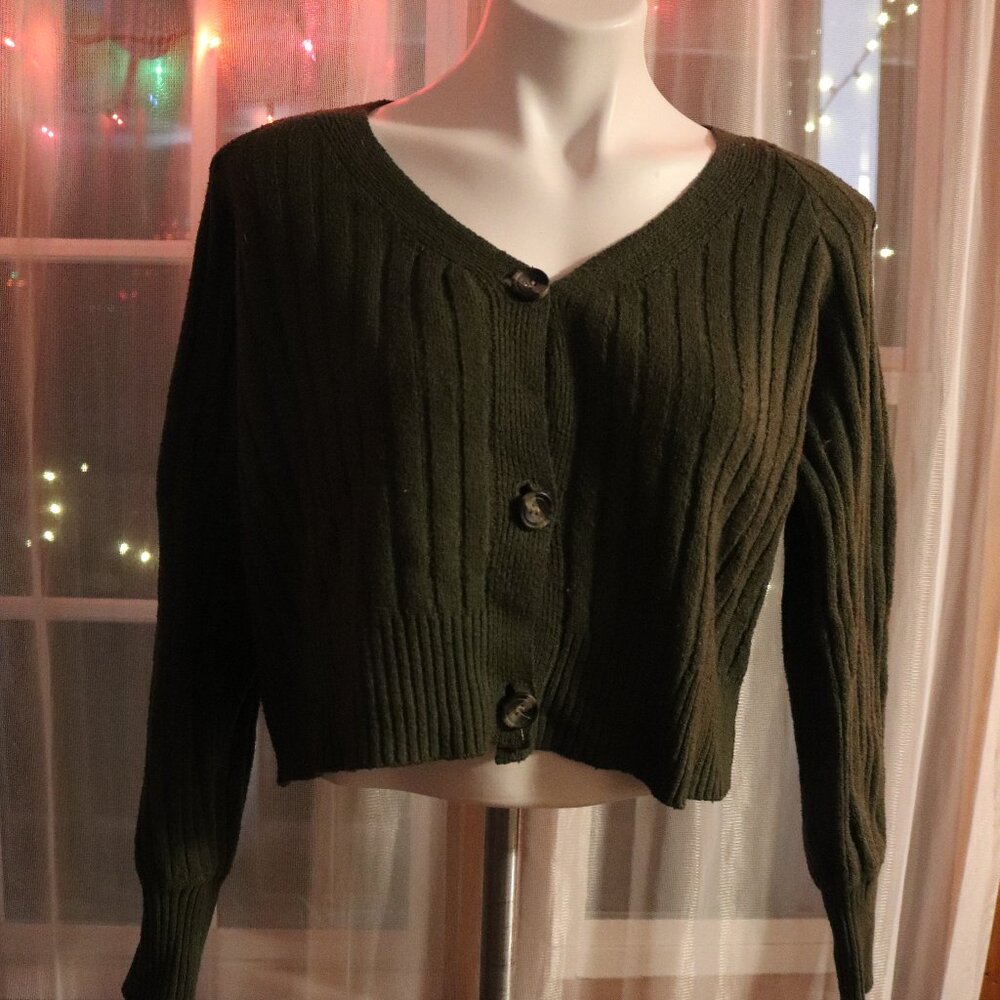 Cute green button up top